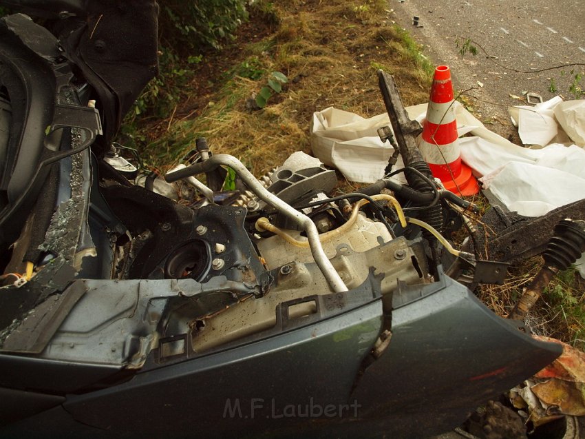 Schwerer VU Koeln Immendorf Kerkraderstr P282.JPG